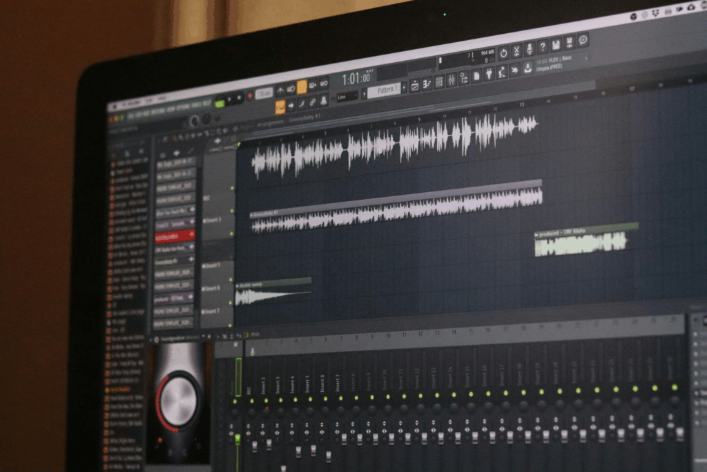  an audio software displaying sound waves on a computer screen